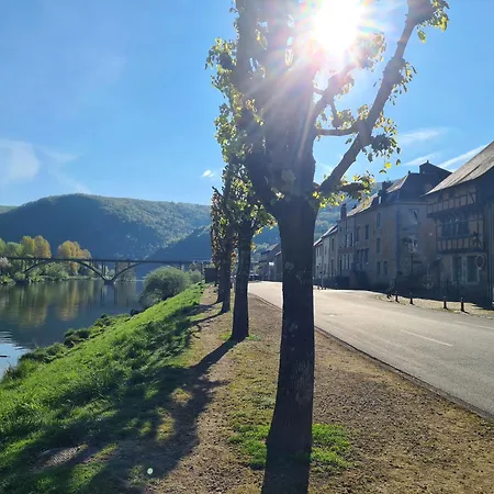 Maison Espagnole Du Xvième Siècle Revin (Ardennes)