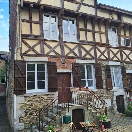 Holiday home Maison Espagnole Du Xvieme Siecle *
