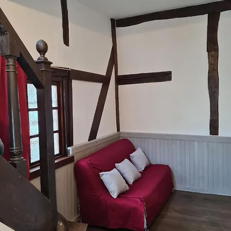 Maison Espagnole Du Xvième Siècle