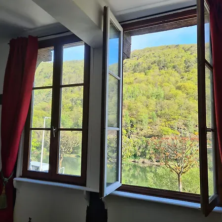 Maison Espagnole Du Xvième Siècle * Revin (Ardennes)