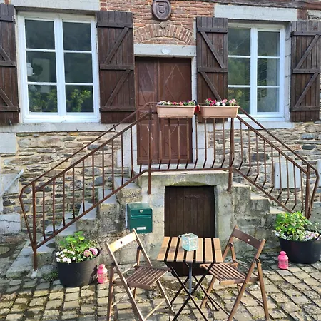 Holiday home Maison Espagnole Du Xvieme Siecle